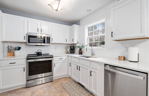 Fuquay-Varina House | Newly renovated, family home with playset close to downtown