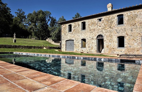 Monticiano Villa | Newly Renovated farmhouse in Tuscany