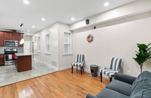 West Philadelphia House | Newly Renovated Guest Rooms near Transportation