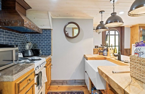 Rushville House | Newly Renovated Home Next to Canandaigua Lake