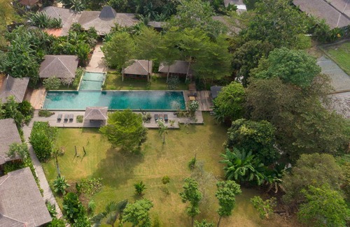 Banjar Semer Villa | Newly Renovated, 12 Bedroom, The New Serenity River Villa near Canggu