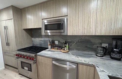 Eastern Malibu Condo | NEWLY RENOVATED Ocean Front Carbon Beach Malibu Escape