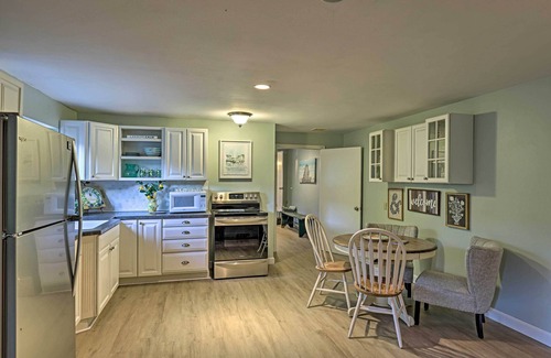 Penn Yan Apartment | Newly Renovated Penn Yan Apartment < 1 Mi to Lake!
