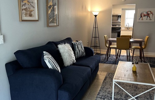 Port Orange Apartment | Newly Renovated Pet Friendly 2BR Cozy Apartment