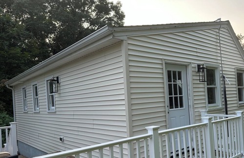 Westerly Cottage | Newly renovated private loft!