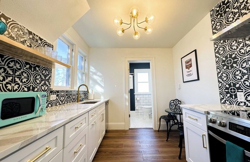Fort Collins Apartment | Newly Renovated Stylish 1-bedroom apartment in brilliant Fort Collins, 30+ Days