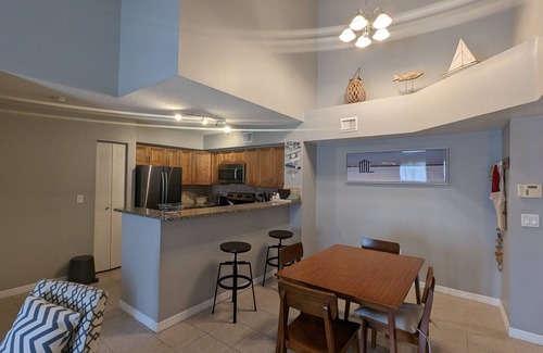 Villages of Palm Beach Lakes Condo | Newly Renovated 2 Bedroom/2 Bath West Palm Beach Condo