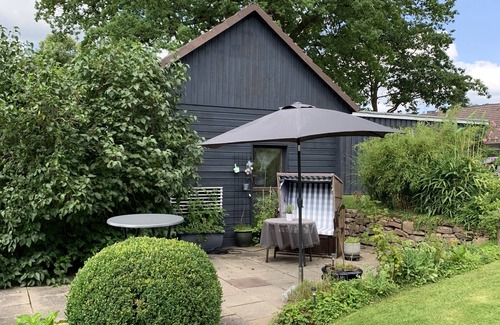Holzminden Apartment | Newly renovated vacation apartment "Zwei" in Haus zur Eiche