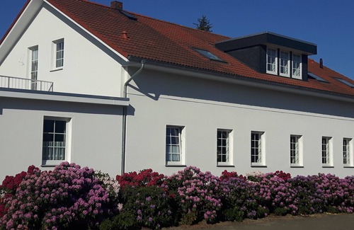 Retzow Apartment | Newly restored four-sided courtyard Retzow (forest dream)