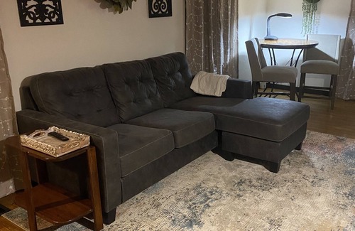 Austin House | Newly updated Guest House located minutes from Hormel, Mayo and Downtown Austin.
