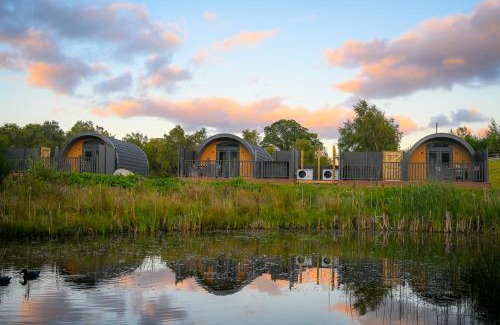Invergordon House | Newmore Highland Pods with Hot Tubs on NC500