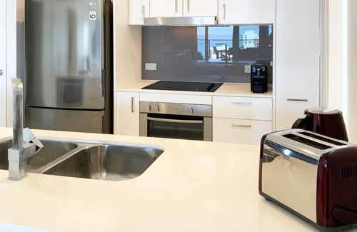 Darwin City Centre Apartment | "Newquay" Darwin City High-Rise