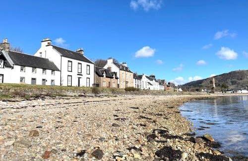 Inveraray House | Newton Cottage South