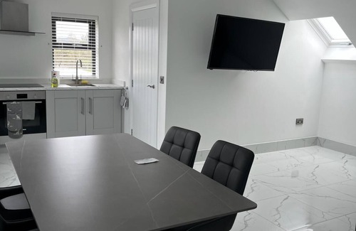 Newry Apartment | Newtown Comfy Studio