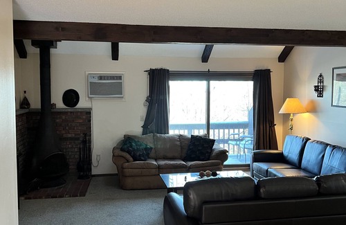 Village at Camelback House | Next door to Camelback Resort, close to Outlets, Casino, Restaurants