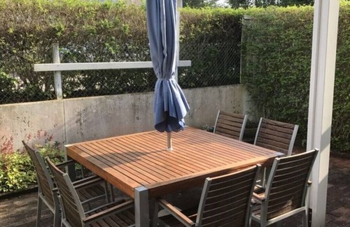 Bastad Condo | Next door to Malen outdoor pools and the sea live own townhouse in Båstad