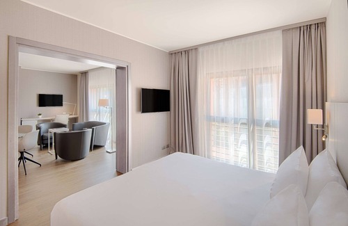 Lecco Hotel | NH Lecco Pontevecchio