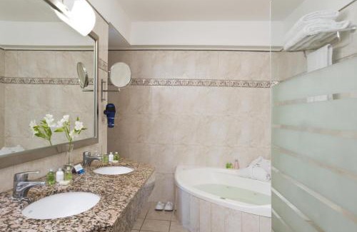 Ciudad Vieja Hotel | NH Montevideo Columbia