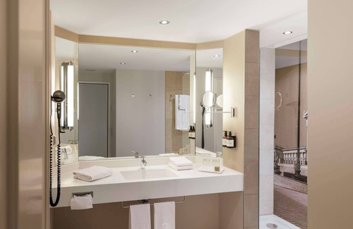 Schwechat Hotel | NH Vienna Airport Conference Center