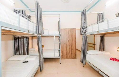 Ha Giang Hostel | Nhi's House & Safari -Motorbike Rental-Tour
