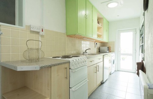 Kinvara Cottage | Niamh's Seaside Cottage Perfect location in the Heart of Kinvara Explore Unwind.