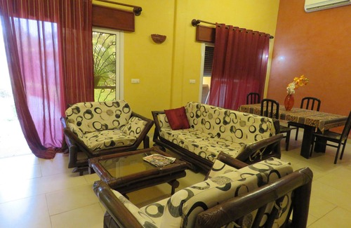 Thies Nord Villa | NIANING: VILLA ANY COMFORT 100 m from the sea