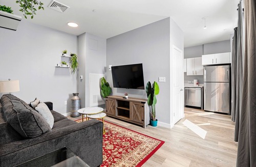 Everett Apartment | Nice 1BR Near Encore Boston 7025