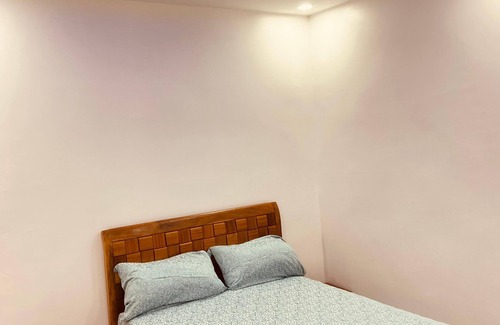 Dakar-Plateau Apartment | Nice 2 bedrooms apartment for rent in Ngor Almadies Dakar close to the beaches .