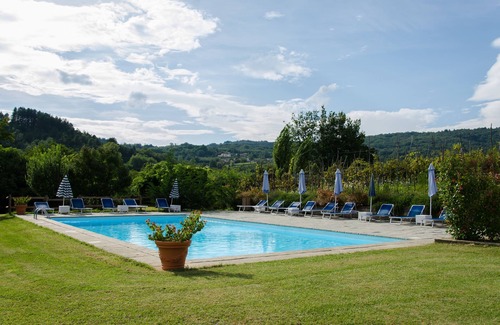 Villa Collemandina Apartment | Nice apartment in Tuscan Villa