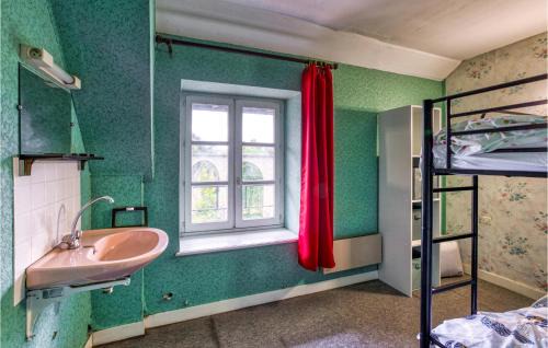 Saint-Germain-Laprade Apartment | Nice Apartment In Saint-Germain-La-Prade