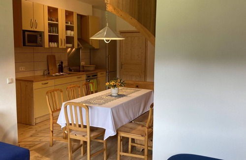 Muhldorf Apartment | Nice apartment for 8 guests with WIFI, balcony and parking