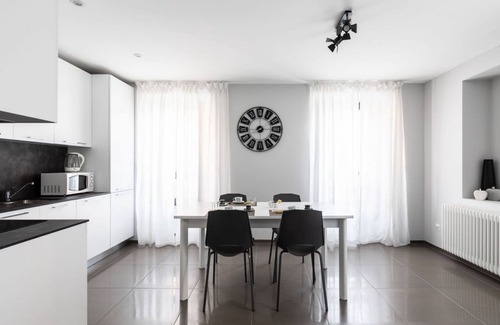 Lugano City-Centre Apartment | Nice Apartment 3 minutes from LAC and the long lake - MARAINI 35