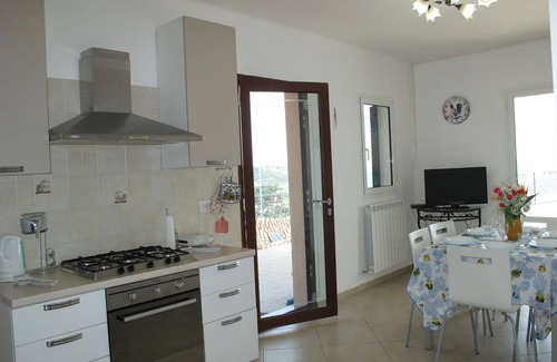 Pantai Apartment | Nice apartment for 7 people with TV, terrace and parking