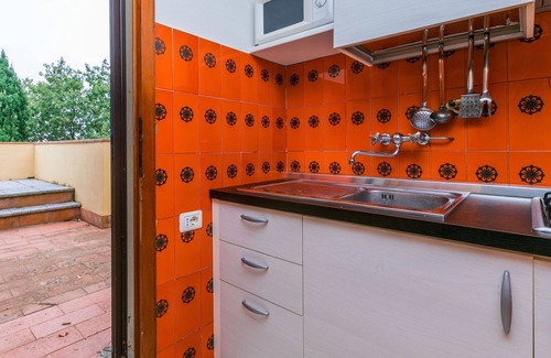 San Baronto Apartment | Nice apartment for 3 people with WIFI, pool, TV, balcony, pets allowed, panoramic view and parking