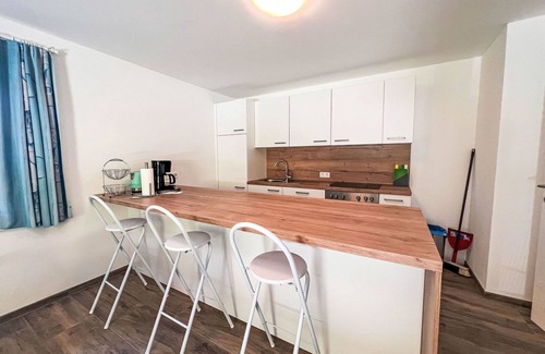 Hollersbach im Pinzgau Apartment | Nice apartment for 14 people with WIFI, TV and terrace
