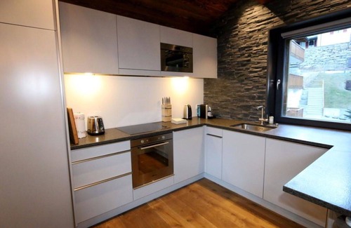 Saas-Fee Apartment | Nice apartment for 10 guests with WIFI, TV and balcony