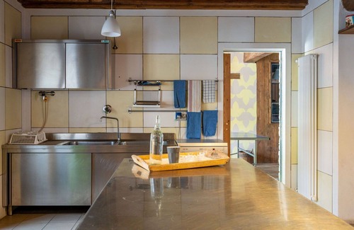 Cortemilia Apartment | Nice apartment for 18 people with pool, WIFI, patio, pets allowed and parking