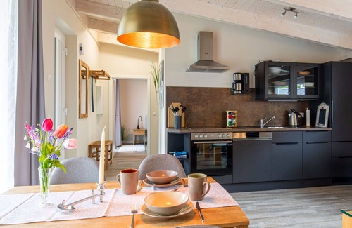 Osten Apartment | Nice apartment for 2 guests with WIFI, TV, terrace and parking
