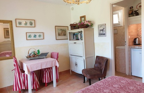 Calvi Apartment | Nice apartment for 2 guests with WIFI, A/C, pool, terrace and parking