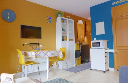Montana Apartment | Nice apartment for 2 people with WIFI, TV, terrace, pets allowed and parking
