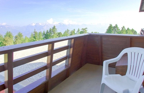 Nendaz Apartment | Nice apartment for 2 people with WIFI, pool, TV and balcony