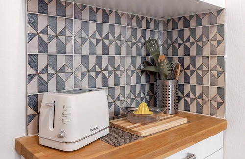 Cardada Apartment | Nice apartment for 3 people with WIFI, pool, TV, terrace and pets allowed