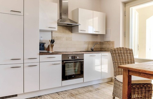 Lacona Apartment | Nice apartment for 3 guests with WIFI, pool, A/C, TV, terrace and parking