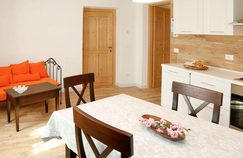 Raveo Apartment | Nice apartment for 3 people with WIFI, TV, patio and parking