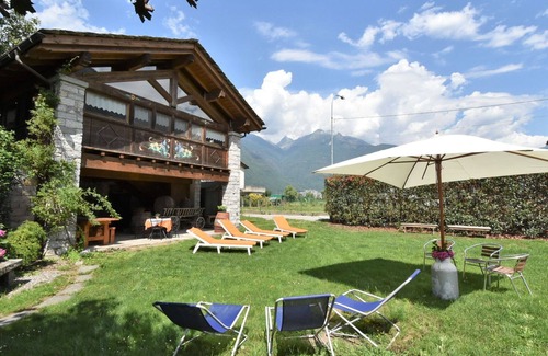 Prata Camportaccio Apartment | Nice apartment for 3 people with A/C, WIFI, TV, patio, pets allowed and parking