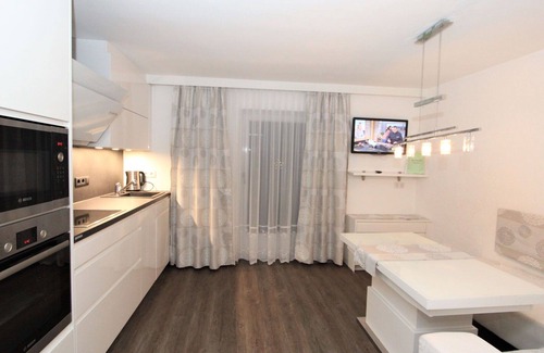 Distelberg Apartment | Nice apartment for 4 guests with WIFI, TV, patio and panoramic view
