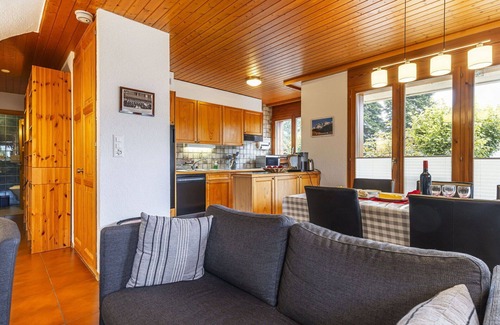 Champery Apartment | Nice apartment for 4 guests with WIFI, TV, balcony and panoramic view