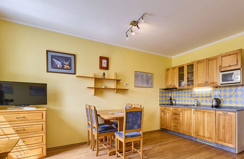 Vitkovice Apartment | Nice apartment for 4 people with WIFI, TV, balcony and parking