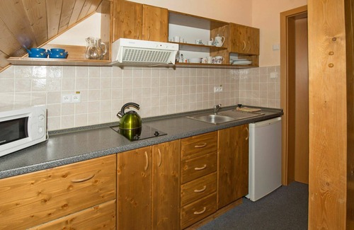 Ostruzna Apartment | Nice apartment for 4 guests with WIFI, TV, pets allowed and parking