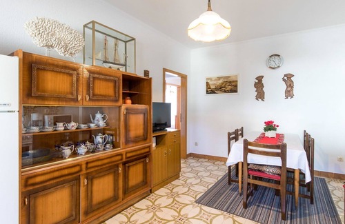Donji Kraj Apartment | Nice apartment for 4 guests with WIFI, A/C, TV, terrace, pets allowed and parking